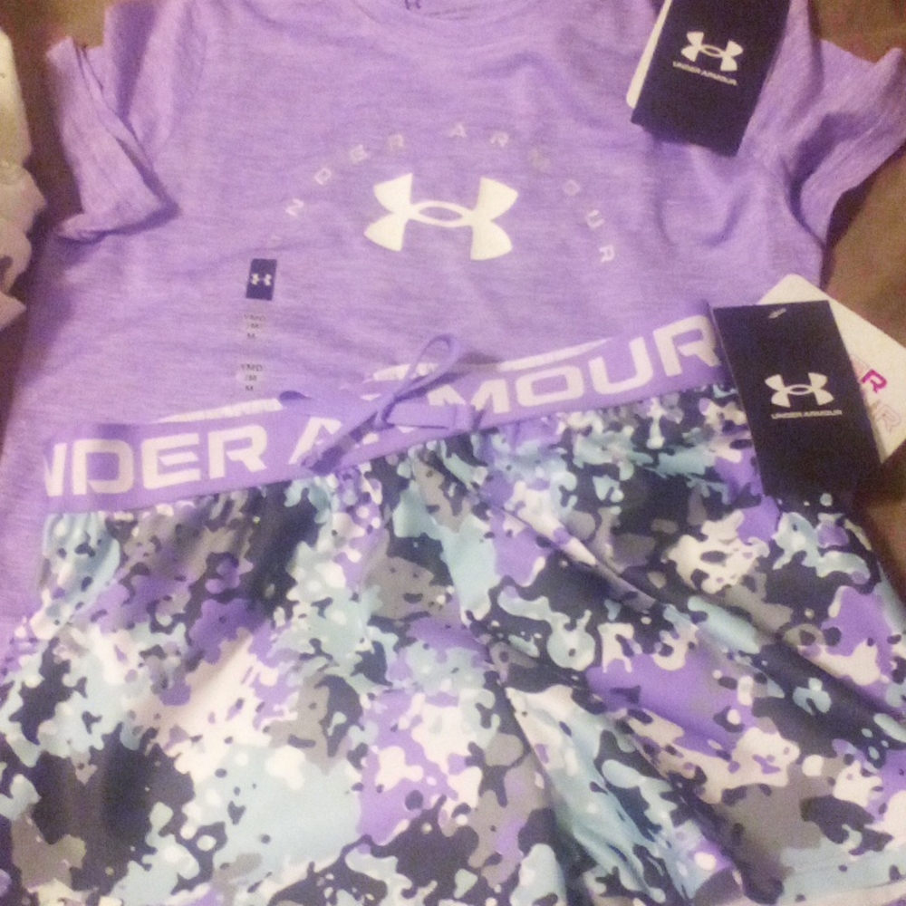 Girls purple camo Under Armour outfit